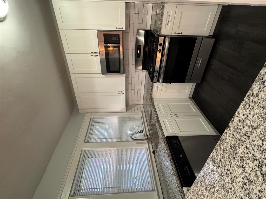 864 Nottingham Road, Grosse Pointe Park, MI 48230 — Photo 3