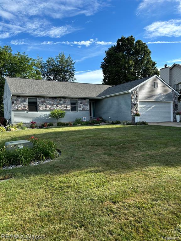 5855 Caleta Drive, Lansing, MI 48911 — Photo 48