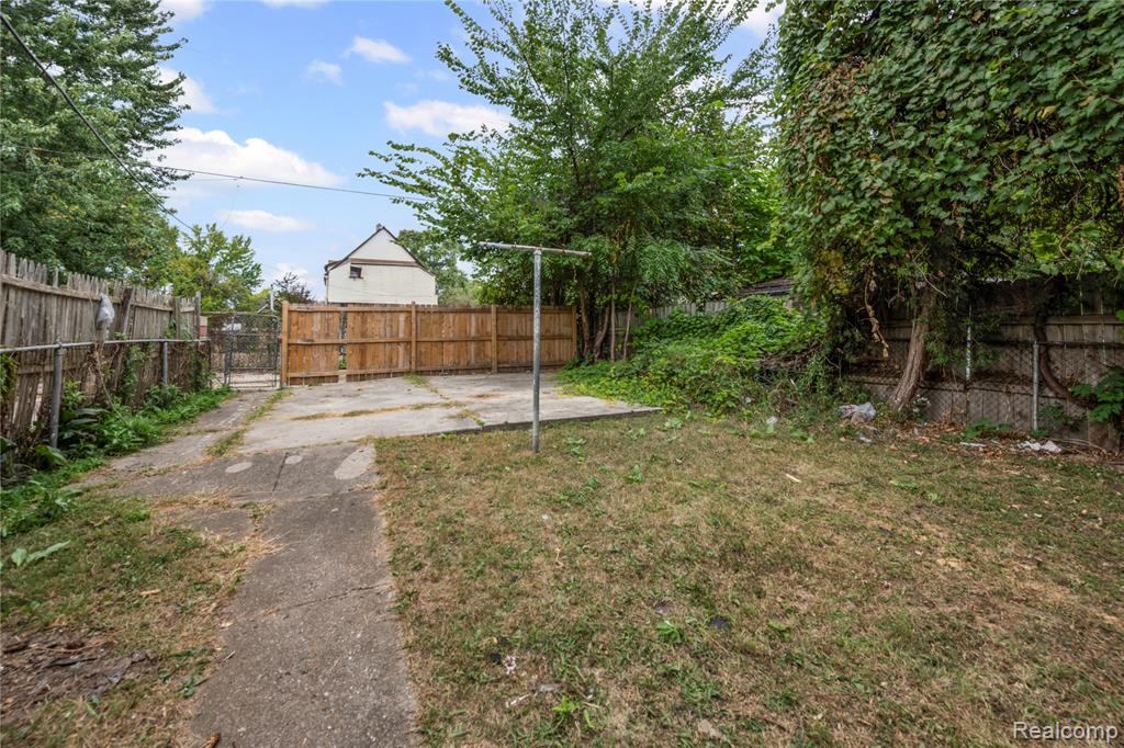 4107 N CAMPBELL Street, Detroit, MI 48210 — Photo 4