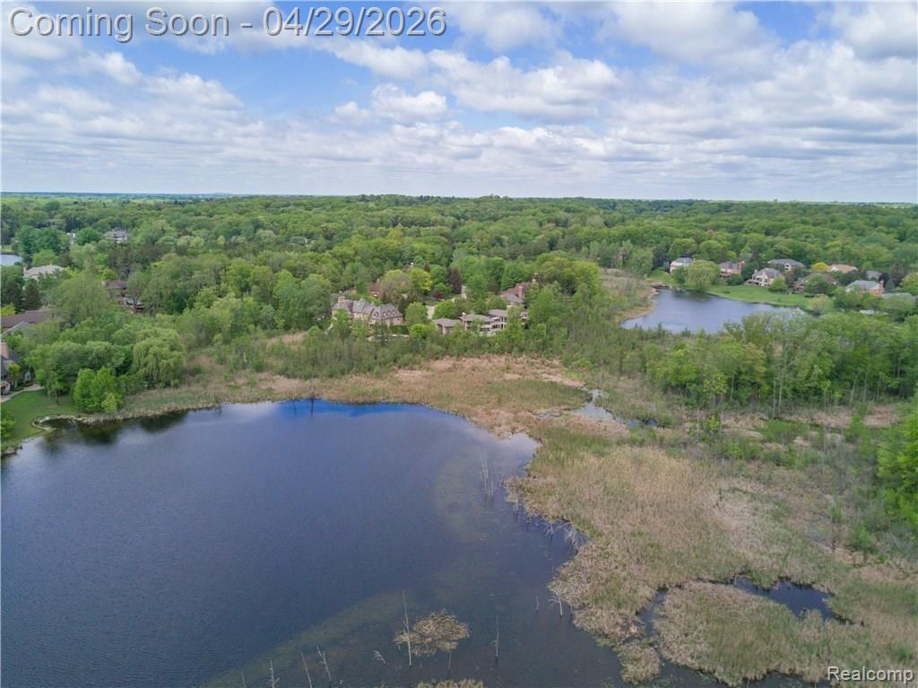 1208 HIDDEN LAKE Drive, Bloomfield Hills, MI 48302 — Photo 25