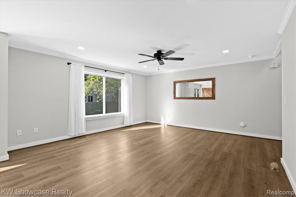 4125 Cass Elizabeth Road, Waterford, MI 48328 — Photo 10