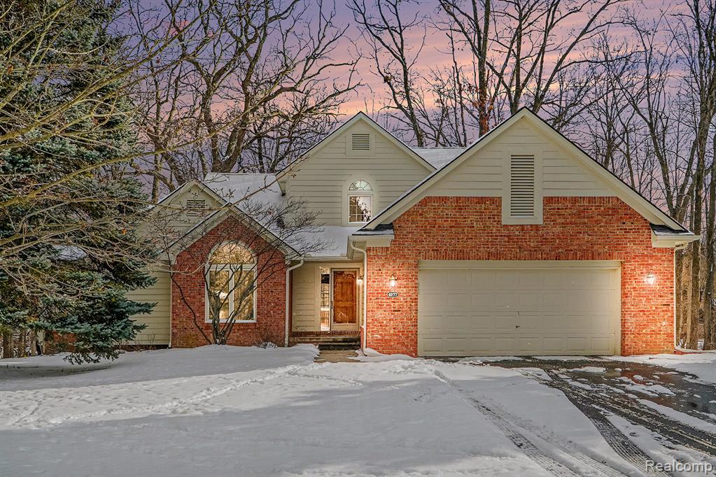 4977 Briarwood Circle, West Bloomfield, MI 48323 — front exterior