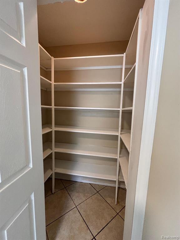 7591 PAIGE Avenue, Warren, MI 48091 — Photo 5