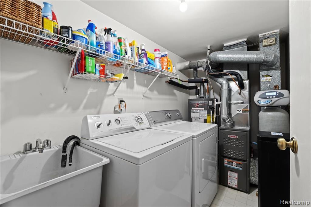 61260 Greenwood Drive, 80, South Lyon, MI 48178 — Photo 13