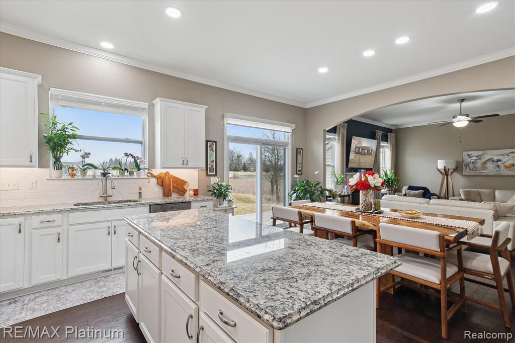 61082 SHAYA Boulevard, South Lyon, MI 48178 — Photo 20