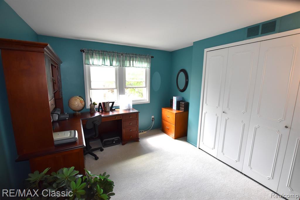1550 BRENTWOOD Drive, Troy, MI 48098 — Photo 18