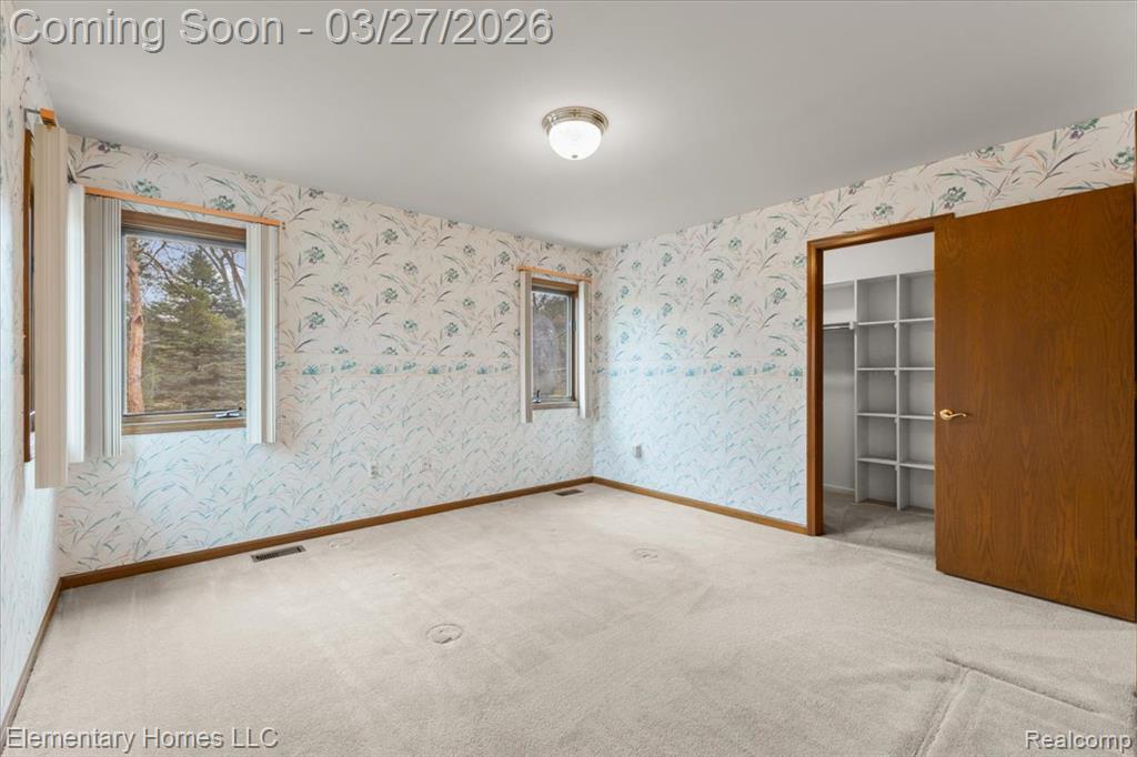 56688 Portsmouth Drive, Utica, MI, 48316