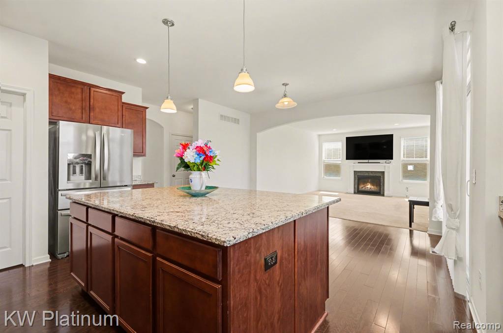 55321 Demaret Drive, Macomb, MI 48042 — Photo 8
