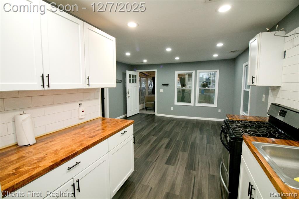 5654 Bedford Street, Dearborn Heights, MI 48125 — Photo 21