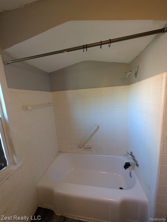 231 W BRENTWOOD Street, Highland Park, MI 48203 — Photo 10