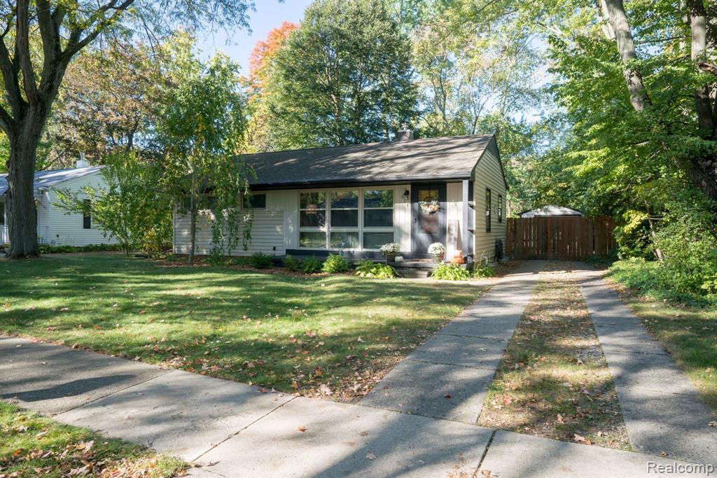 314 GRALAKE Avenue, Ann Arbor, MI 48103 — Photo 3