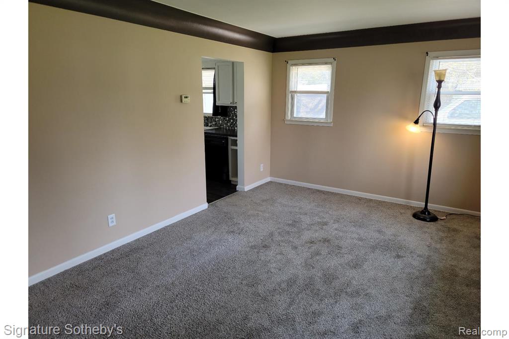 118 Daley Road, Lapeer, MI 48446 — Photo 2