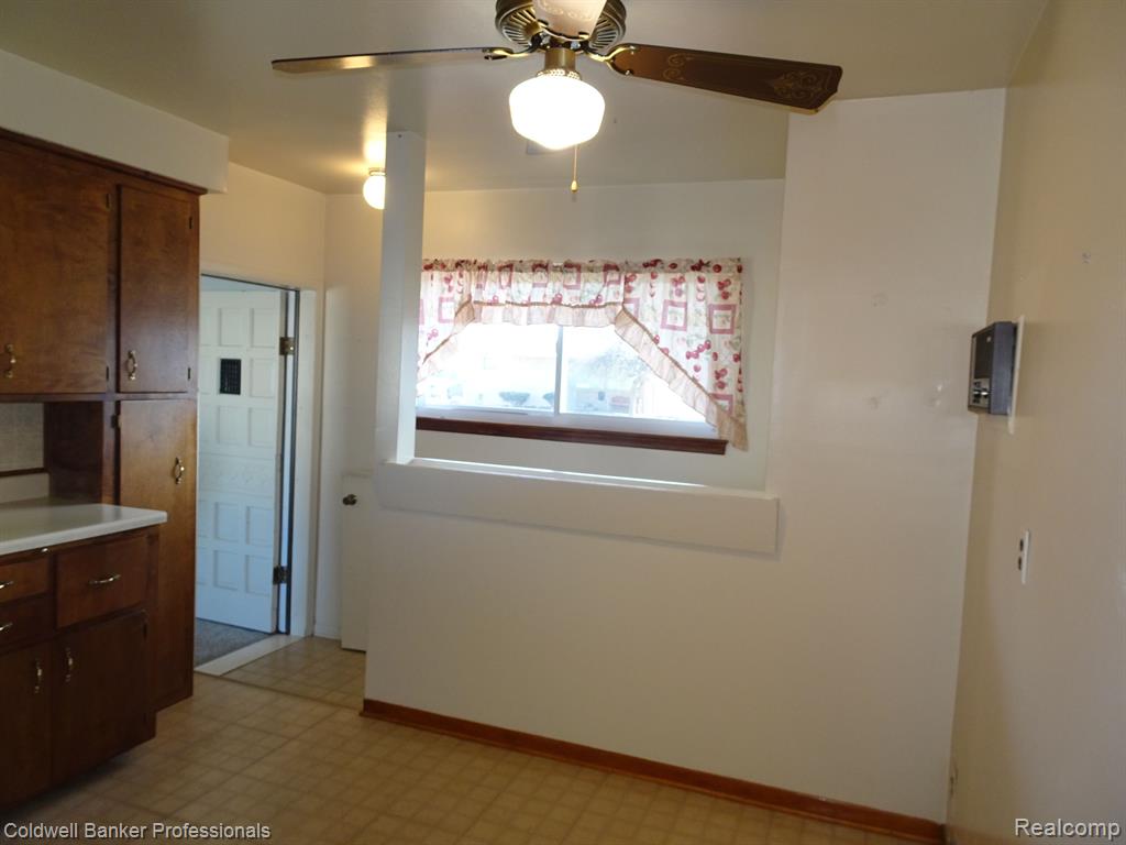 7790 LOUISE Court, Westland, MI — Photo 13