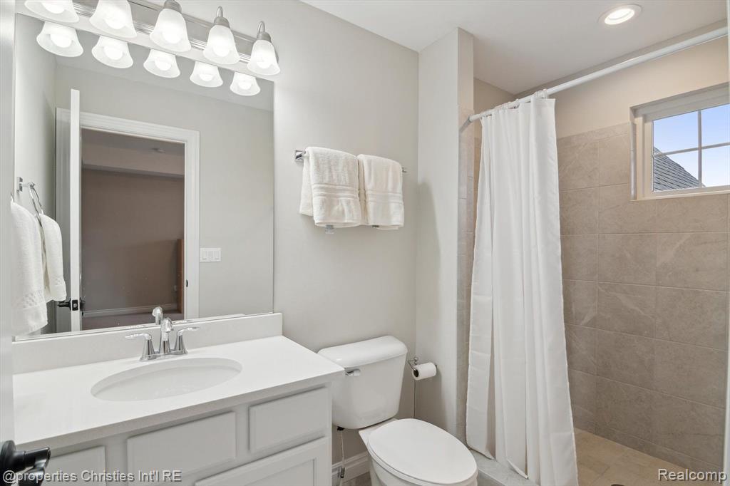 47660 WALES, Northville, MI 48167 — Photo 42