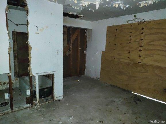 9610 WHITTIER Street, Detroit, MI 48224 — Photo 8