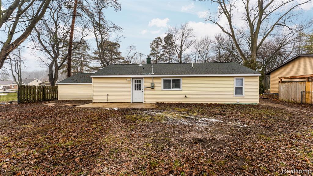 2750 Jackson Boulevard, Highland, MI 48356 — Photo 26