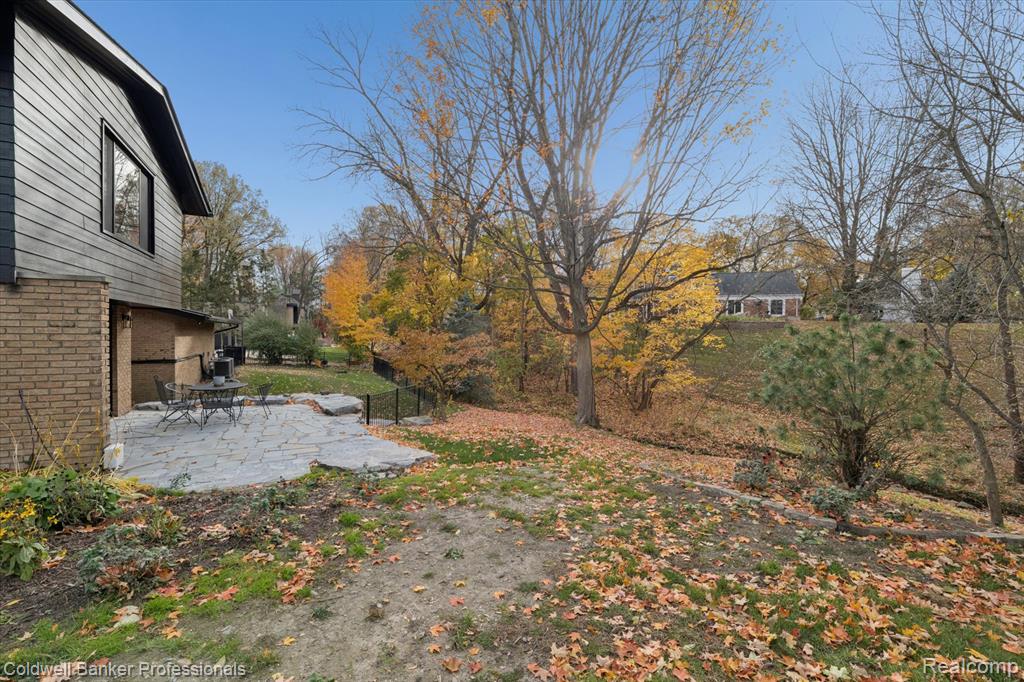 18275 Edenderry Street, Northville, MI 48168 — Photo 53