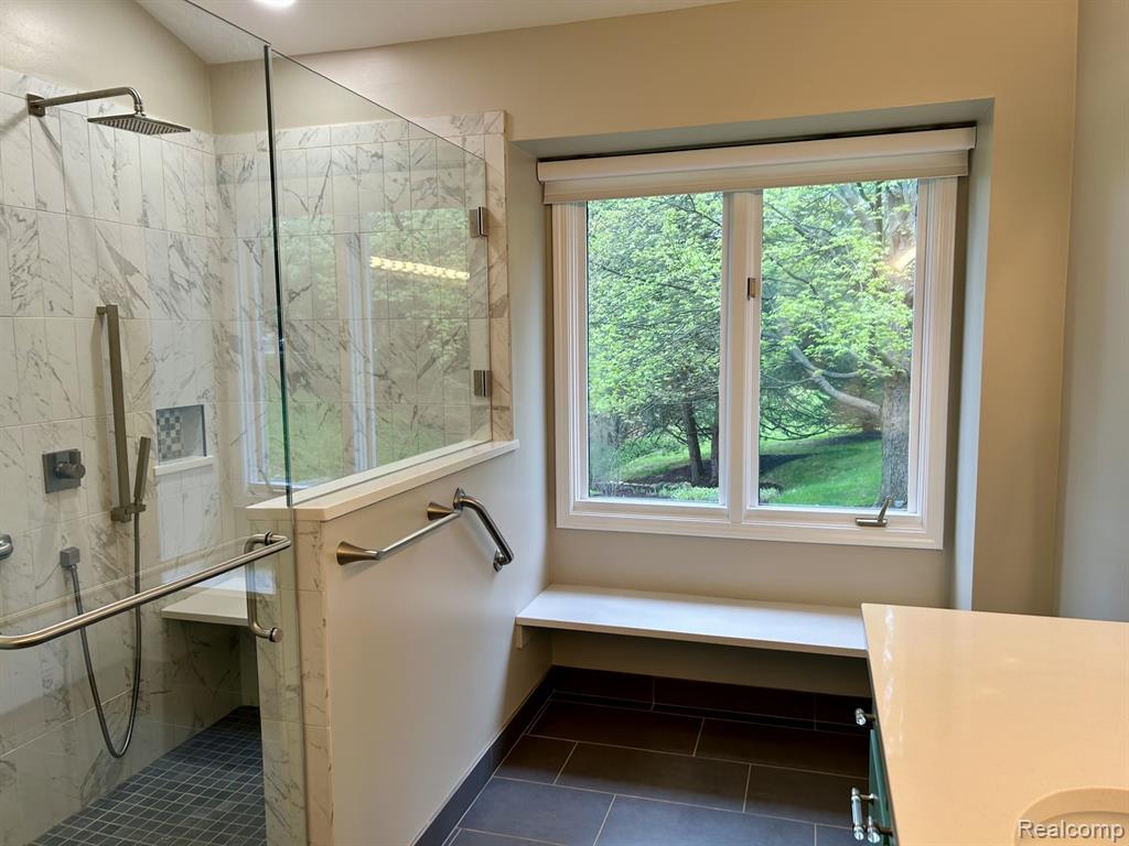4791 Roundtree Drive, 1, Brighton, MI 48116 — Photo 22