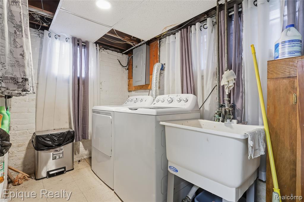 8311 Olympia Street, Detroit, MI 48213 — Photo 22