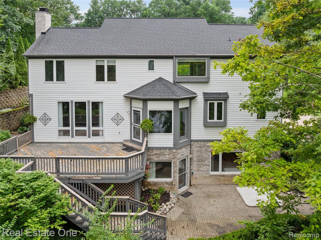 5471 Parkside Drive, Brighton, MI 48114 — Photo 37