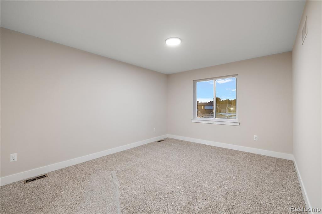 50669 Mistwood Drive, Macomb, MI 48042 — Photo 44