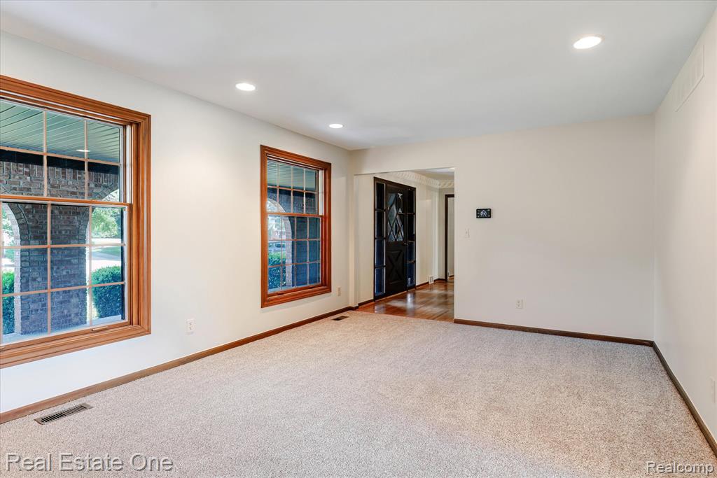 4280 Snoal Lane, Shelby Twp, MI 48316 — Photo 18