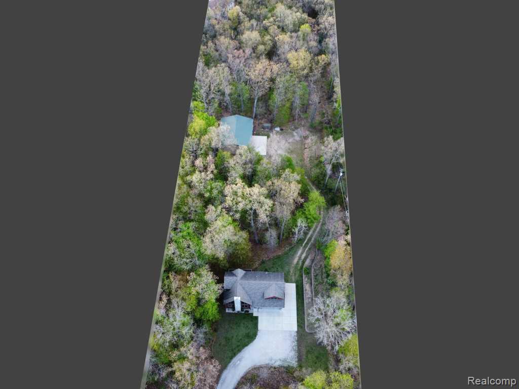 10429 9 Mile Road, Whitmore Lake, MI 48189 — Photo 42