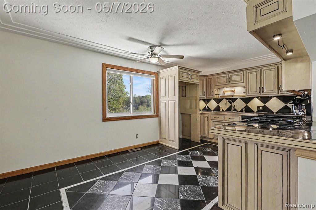 1405 Swarthout Road, Pinckney, MI 48169 — Photo 7