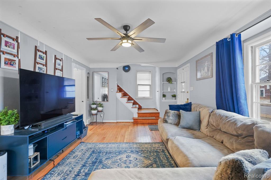 5270 LANNOO Street, Grosse Pointe, MI 48236 — Photo 7