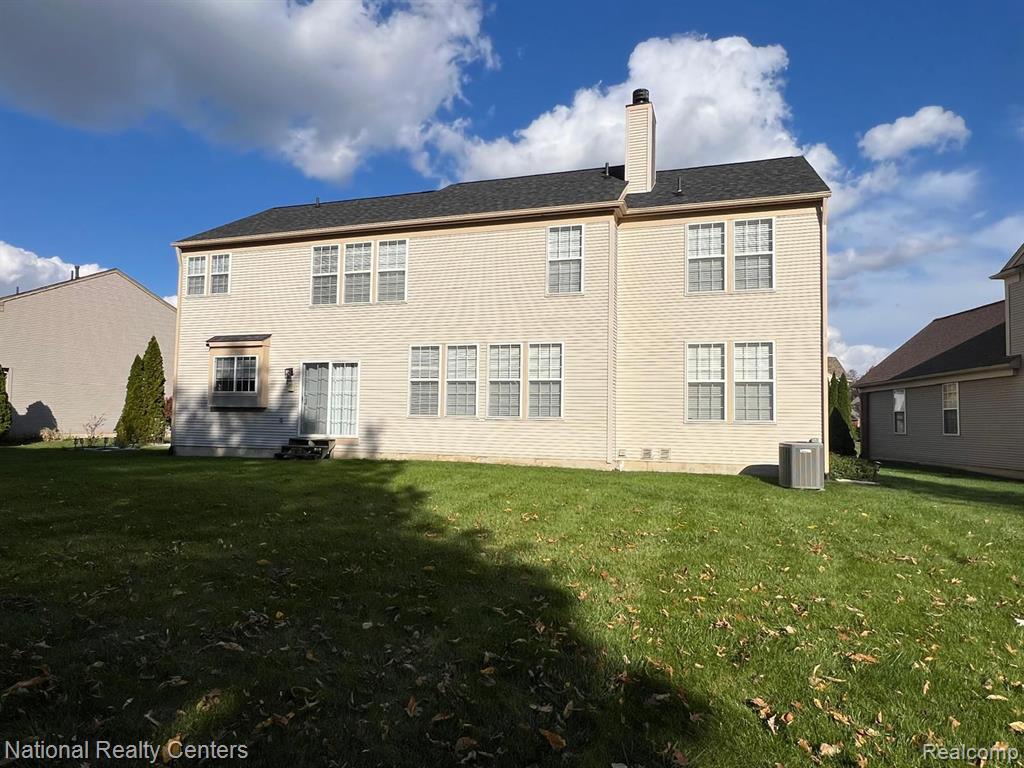 8290 HUMMINGBIRD Drive, Ypsilanti, MI 48197 — Photo 25