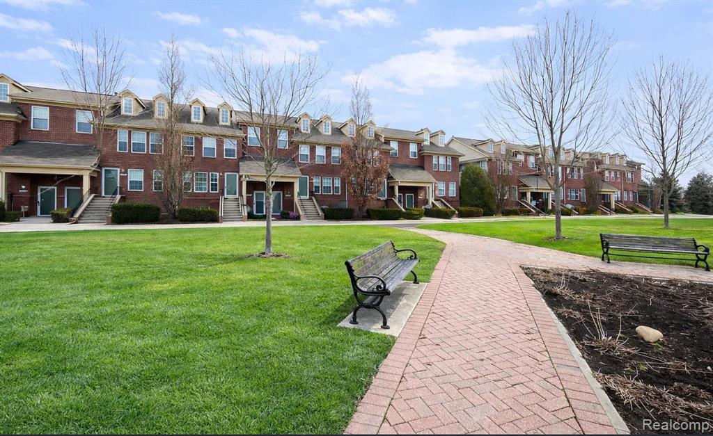 15650 Stone Crossing Drive, Southfield, MI 48075 — Photo 2
