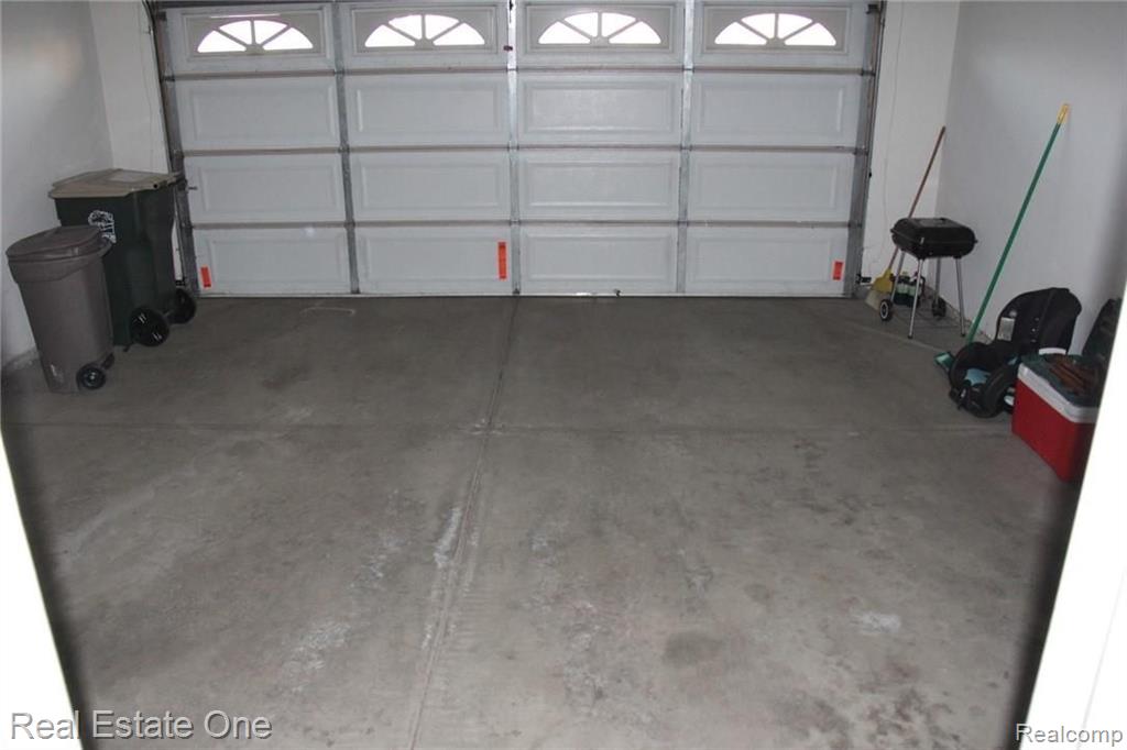 45435 N STONEWOOD Road, Canton, MI 48187 — Photo 22
