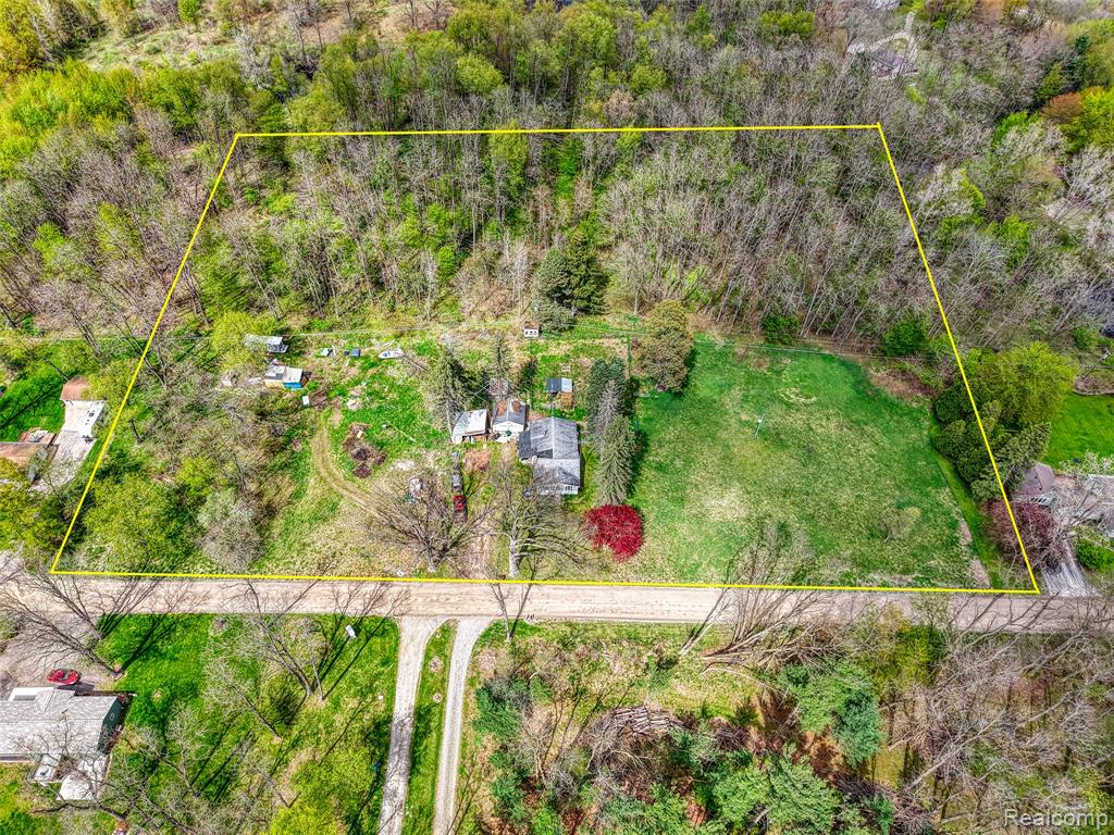 5704 Crandall Road, Howell, MI 48855 — Photo 3