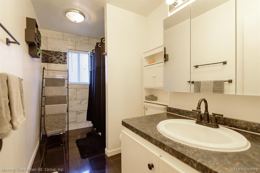 21775 Clemmons Court, Belleville, MI 48111 — Photo 14