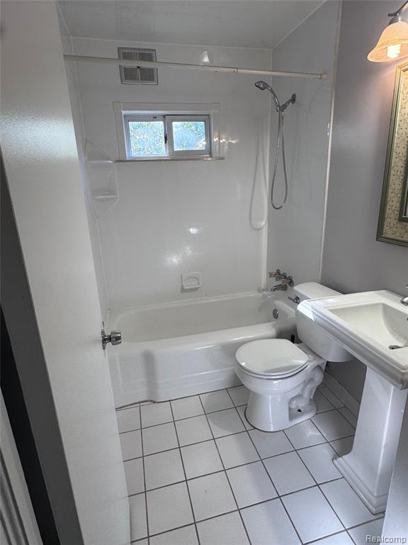 949 W FARNUM Avenue, Madison Heights, MI 48071 — Photo 7
