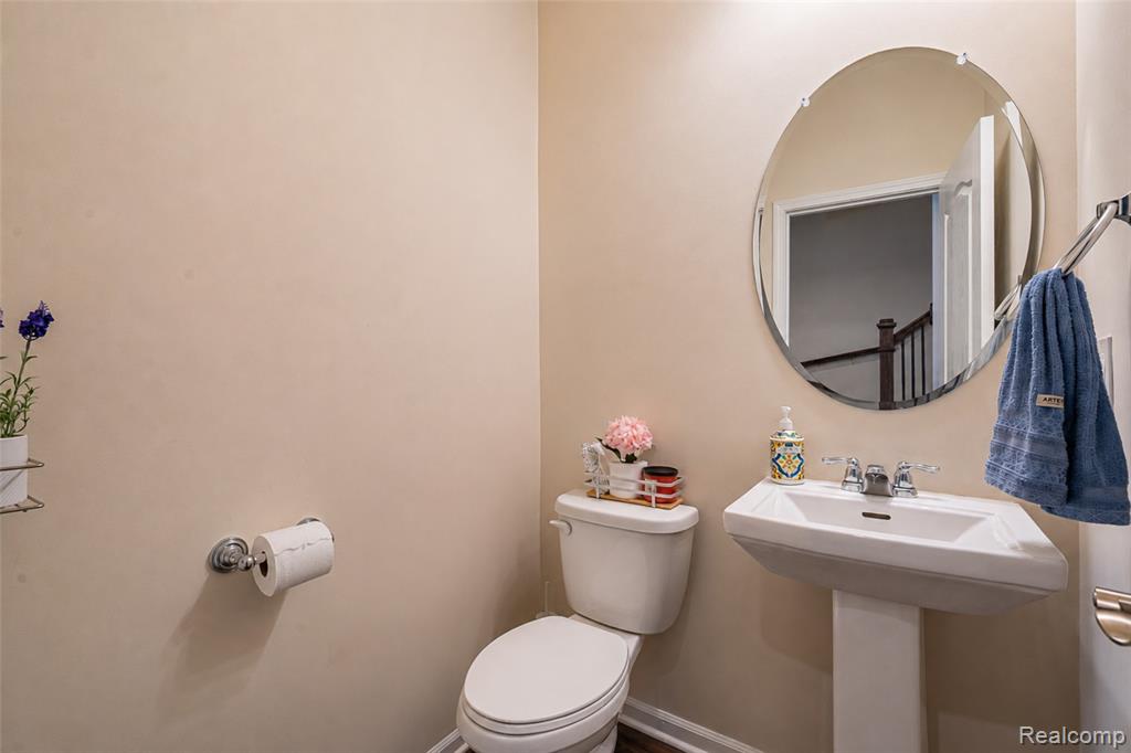 43479 Prospect Lane, Novi, MI — Photo 16