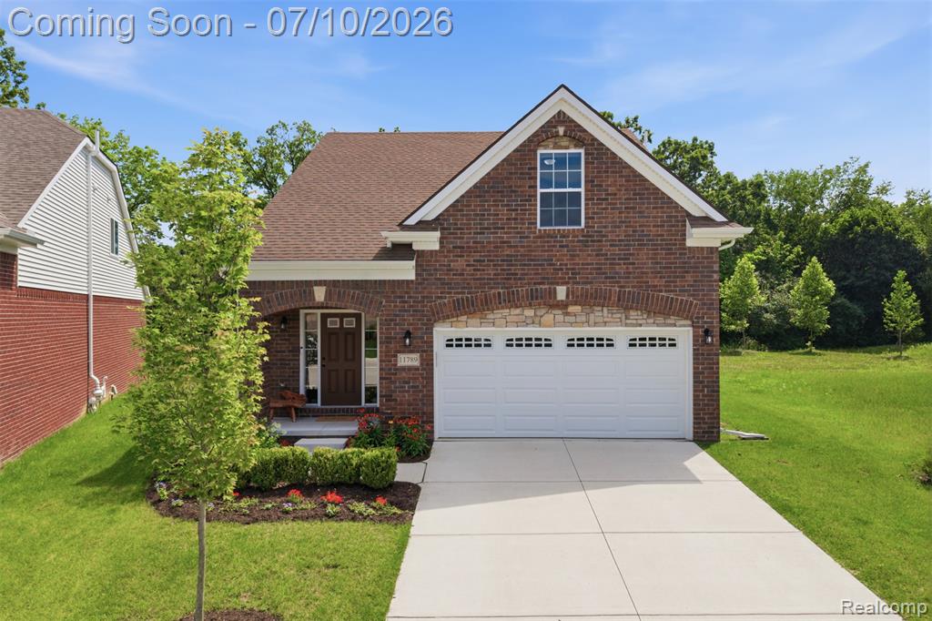 11789 Hines Place Drive, Livonia, MI 48150 — Photo 38