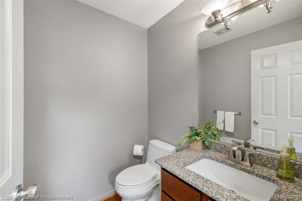 468 Orchard Ridge Drive, Lake Orion, MI 48362 — Photo 27