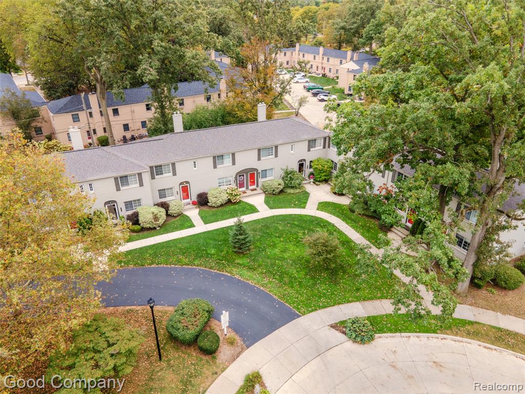 714 Graefield Court, Birmingham, MI 48009 — Photo 32
