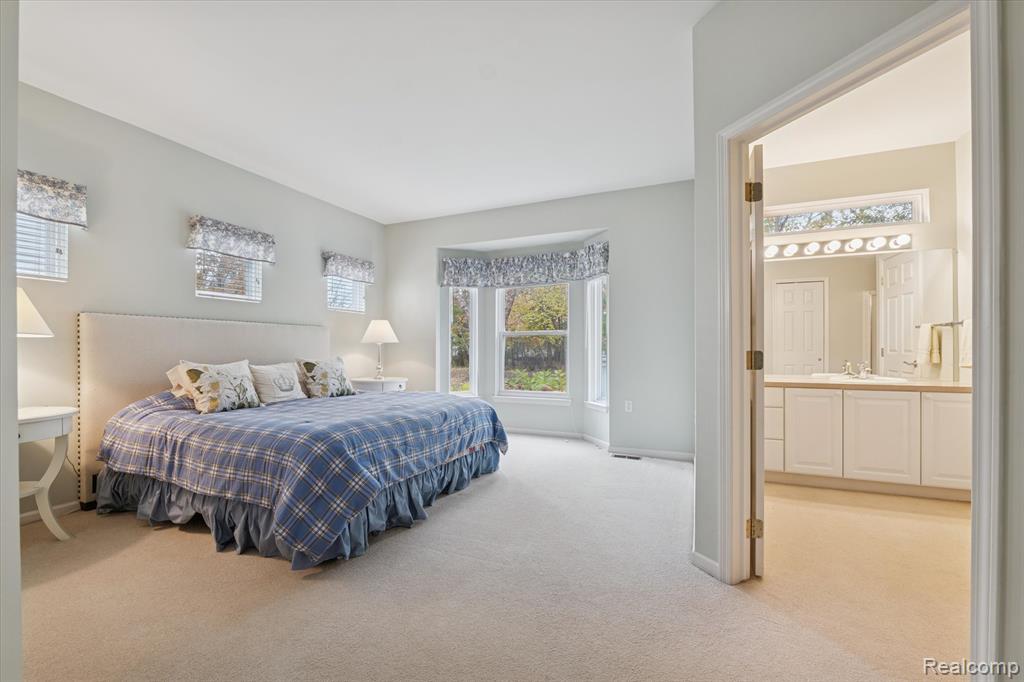 4035 Hillsdale Drive, Auburn Hills, MI 48326 — Photo 30