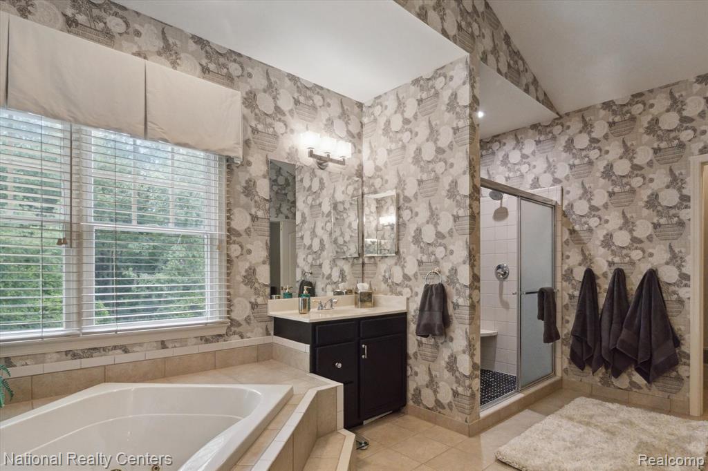 47769 Aberdeen Drive, Novi, MI — Photo 28