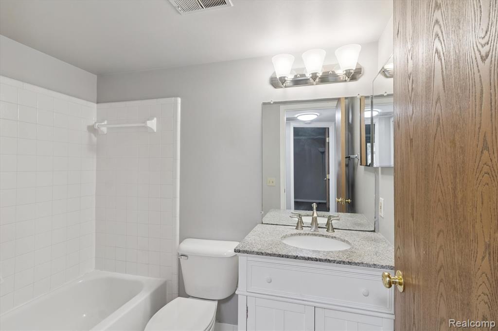 413 Water Tower Circle, Brighton, MI 48116 — Photo 12