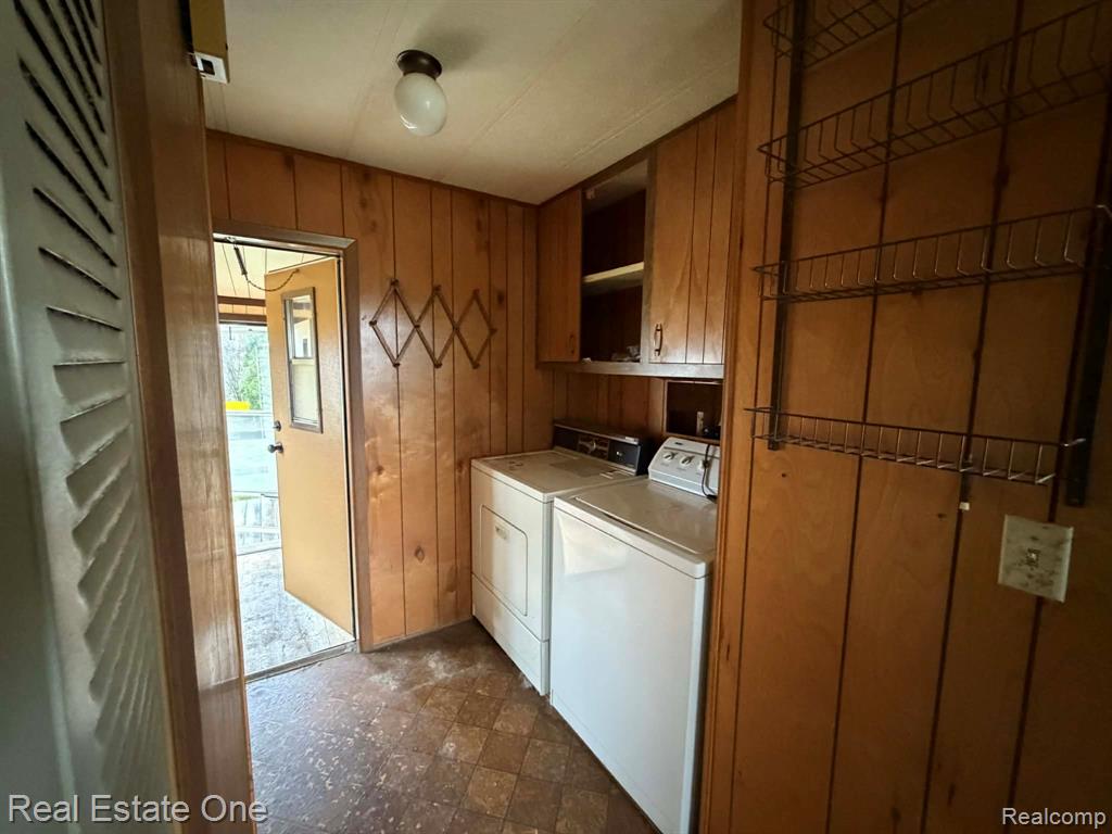 1653 E Pinconning Road, Pinconning, MI 48650 — Photo 21