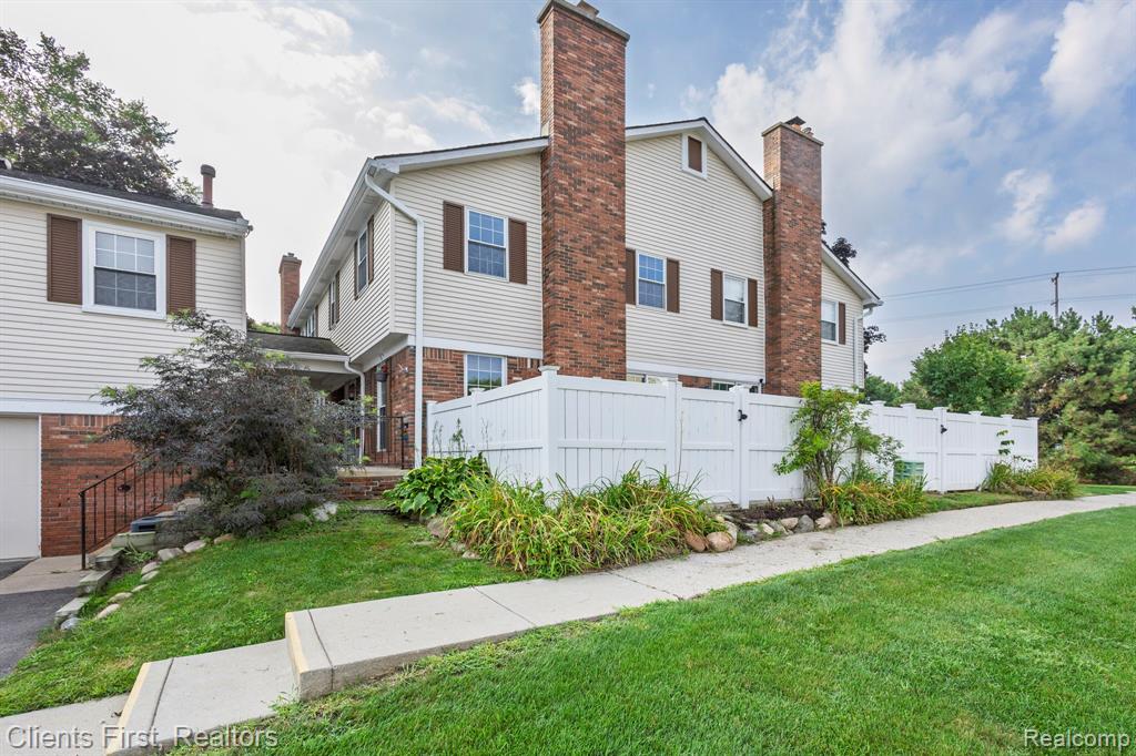 20809 W Glen Haven Circle, Novi, MI 48167 — Photo 33