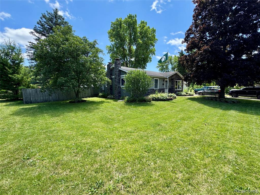 5934 Montebello Avenue, Haslett, MI 48840 — Photo 34