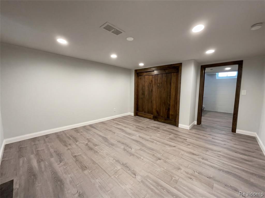 1912 Littlestone Road, Grosse Pointe Woods, MI 48236 — Photo 19