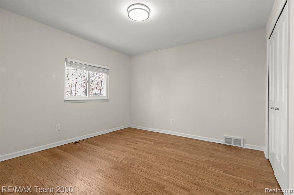 2076 Thomas Avenue, Berkley, MI 48072 — Photo 33