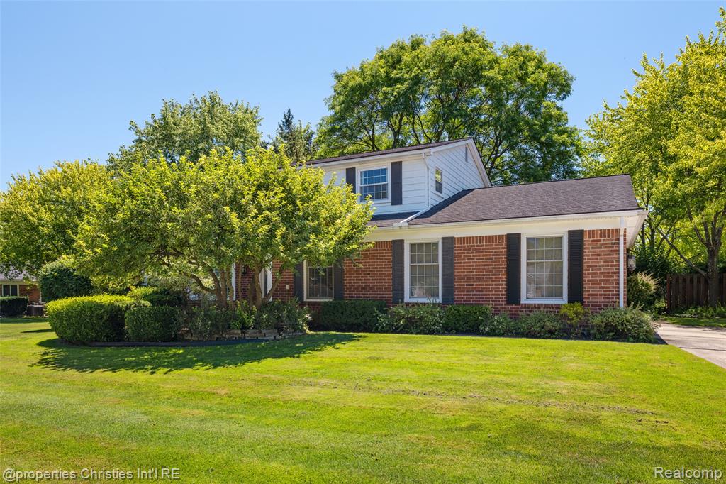 89 Maclynn Drive, Troy, MI 48098 — Photo 2