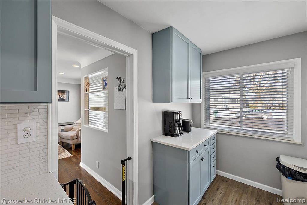 4103 GRANDVIEW Road, Royal Oak, MI 48073 — Photo 13