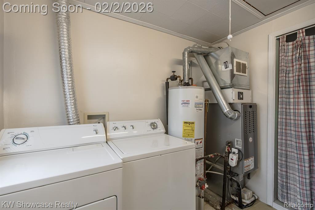 2161 E Euna, Wixom, MI 48393 — Photo 17